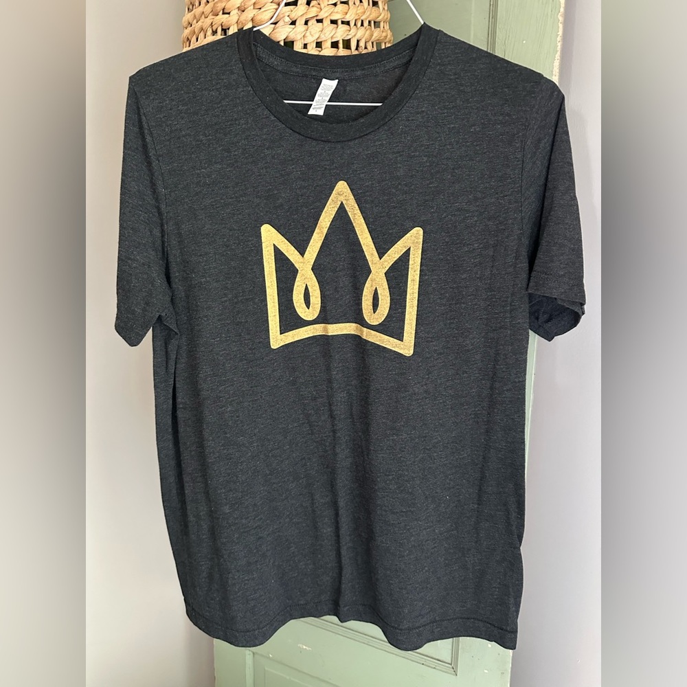 Women’s Crown Tee- Large